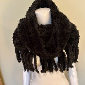 Free People Black Faux Fur Fringe snood